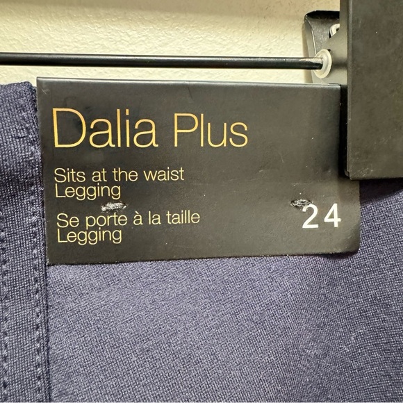 Dalia Plus Blue Leggings Size 24 NWT Brand New - Picture 8 of 9